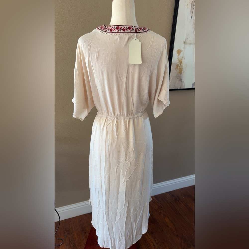Boho embroidered peasant midi dress - Picture 8 of 8
